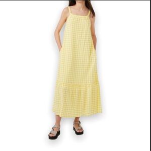 Yellow Maxi Dress free Aseembly size 14 -16. XL.